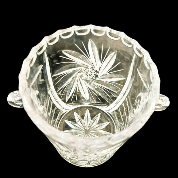 Vintage American Cut Crystal Ice Bucket with Handles & Pinwheel Design - Picture 5 of 5